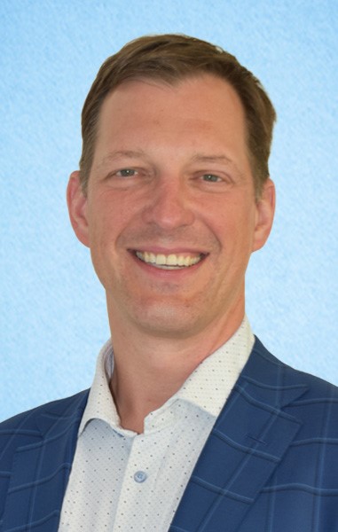Dr. Peter Siska